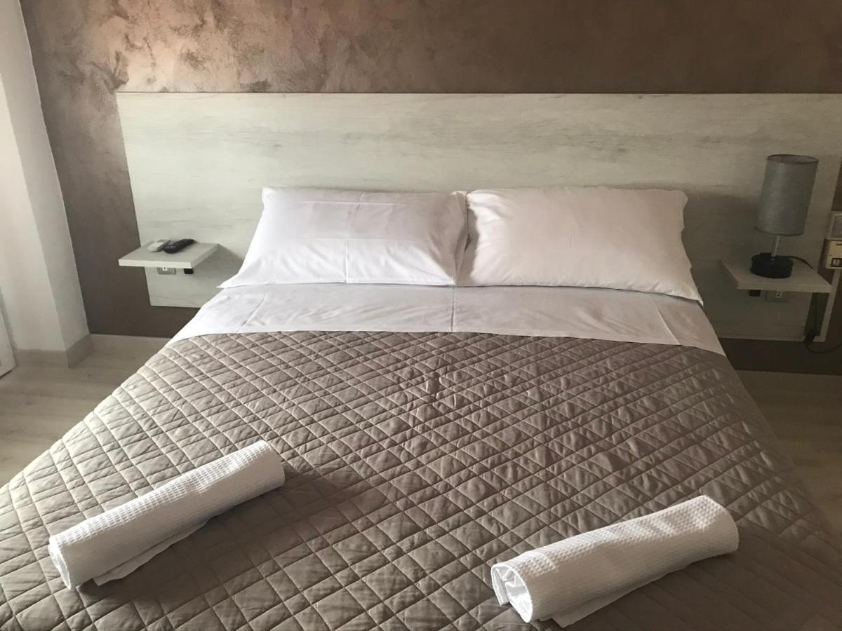 Albergo Ristorante Uspa Gorino Ferrarese Exteriör bild